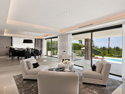 Villa Naranjo - Frontline Golf Villa
