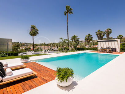 Villa Naranjo - Frontline Golf Villa