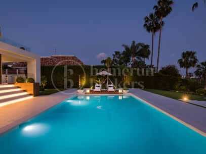 Villa Naranjo - Frontline Golf Villa