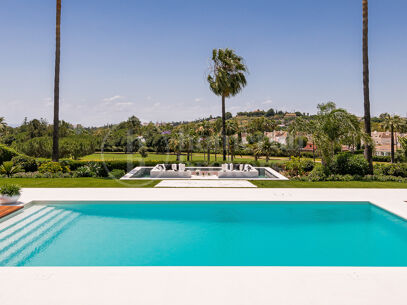 Villa Naranjo - Frontline Golf Villa