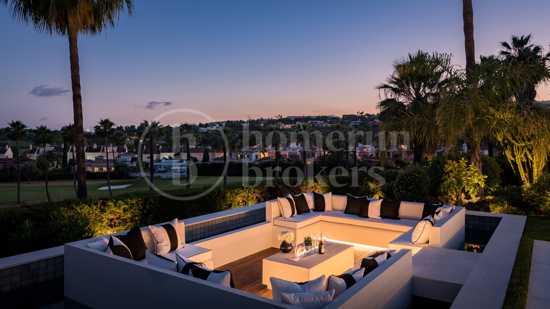 Villa Naranjo - Frontline Golf Villa