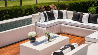 Villa Naranjo - Frontline Golf Villa