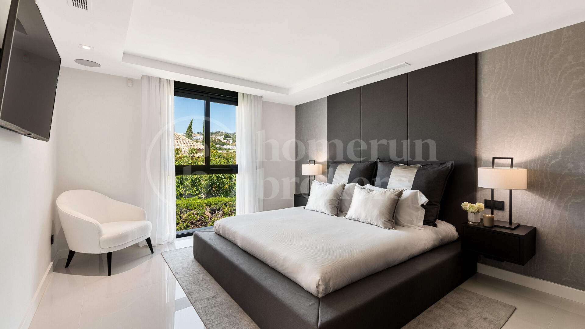 Villa Naranjo - Frontline Golf Villa