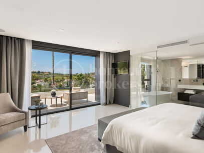 Villa Naranjo - Frontline Golf Villa