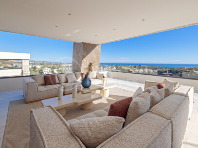 Apartment Balcón del Mediterráneo – Refined Coastal Living on the New Golden Mile