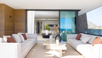 Apartment Balcón del Mediterráneo – Refined Coastal Living on the New Golden Mile