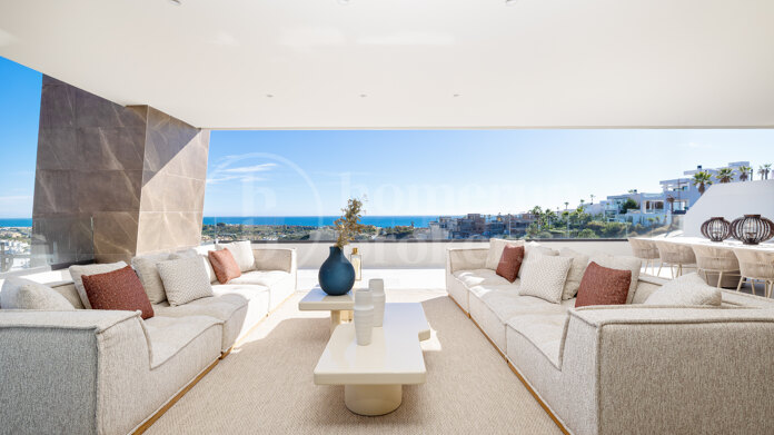 Apartment Balcón del Mediterráneo – Refined Coastal Living on the New Golden Mile