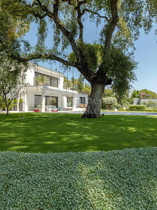 Casa Tranquila – Contemporary Villa with Sea & Mountain Views