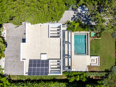 Villa Althea – Walking Distance to the Beach in Marbella East