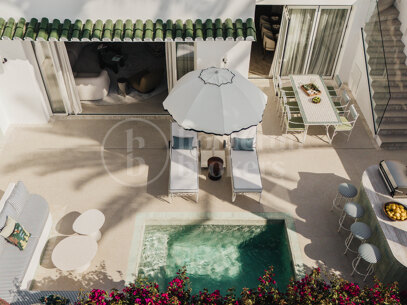Oasis Club - Renoverad Beachfront Semi-Detached House i Marbella Golden Mile