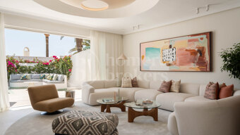 Oasis Club – Renovated Beachfront Semi-Detached House in Marbella Golden Mile