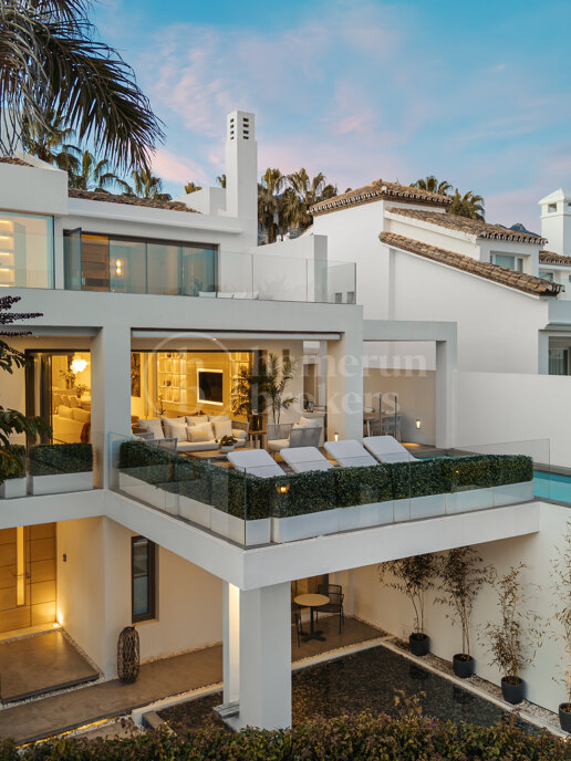 Villa Magna – Semi-Detached Villa in Puente Romano, in Marbella Golden Mile