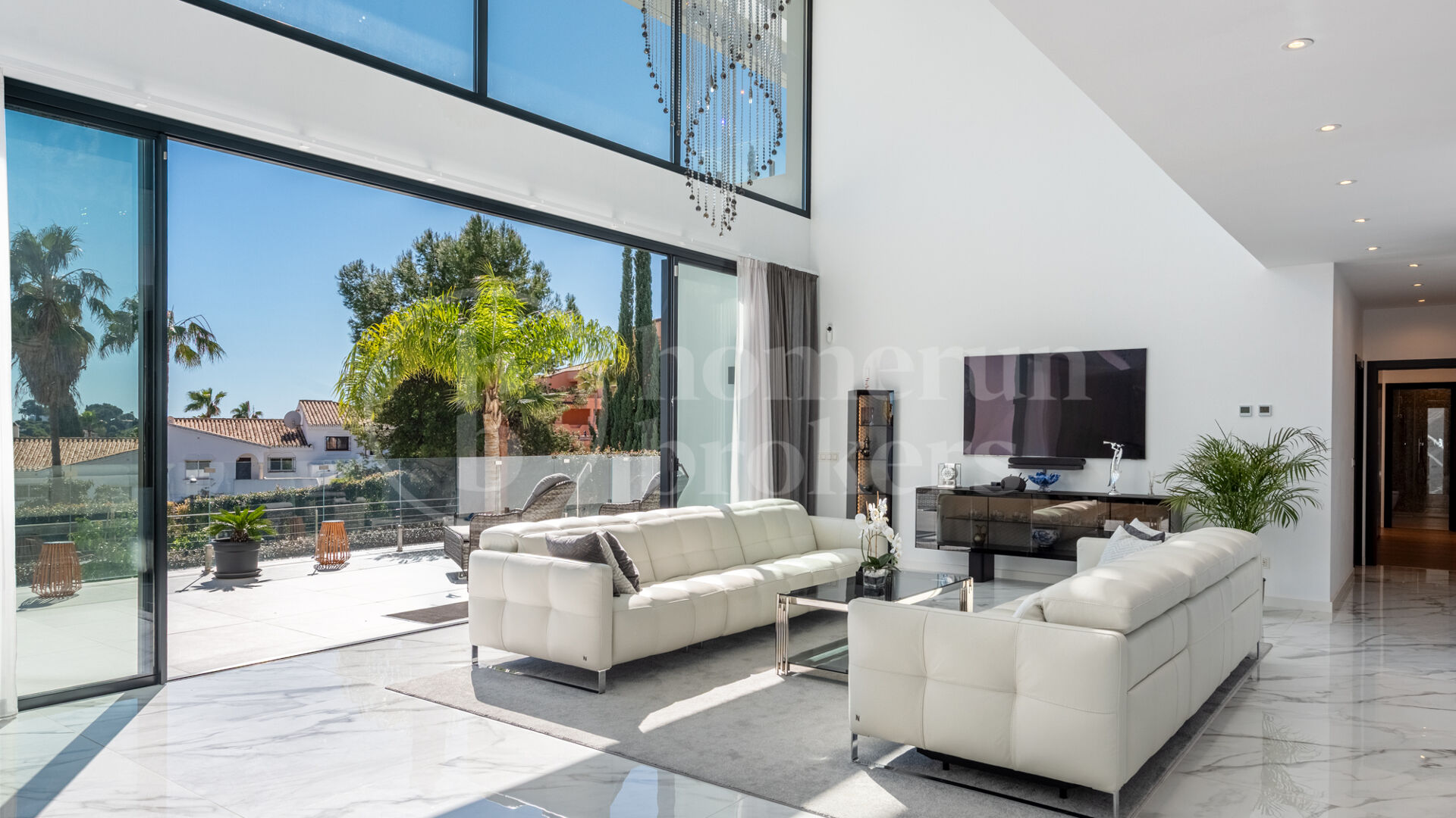 Villa Helios - Villa with Sea and Mountain Views in El Paraíso Alto