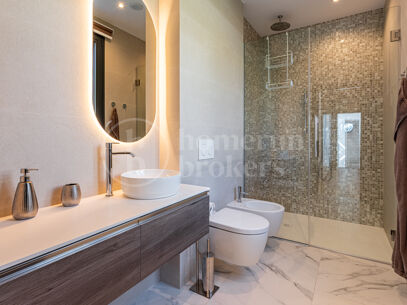 Villa Helios - Villa with Sea and Mountain Views in El Paraíso Alto