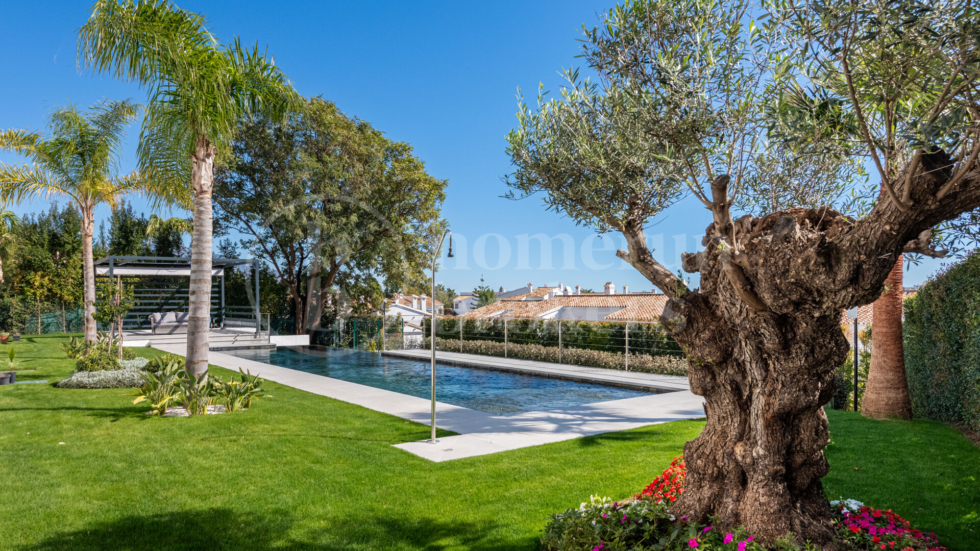 Villa Helios - Villa with Sea and Mountain Views in El Paraíso Alto