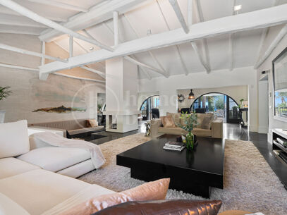 Casa La Sorpresa - Andalusian Style Family Villa