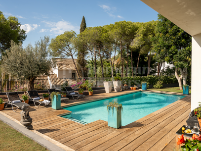 Casa La Sorpresa - Andalusian Style Family Villa