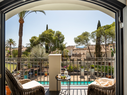 Casa La Sorpresa - Andalusian Style Family Villa