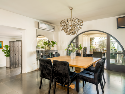 Casa La Sorpresa - Andalusian Style Family Villa