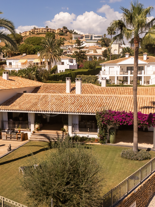 Casa La Higuera - Andalusian Style Family Villa