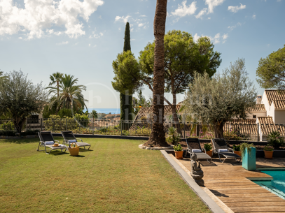 Casa La Sorpresa - Andalusian Style Family Villa