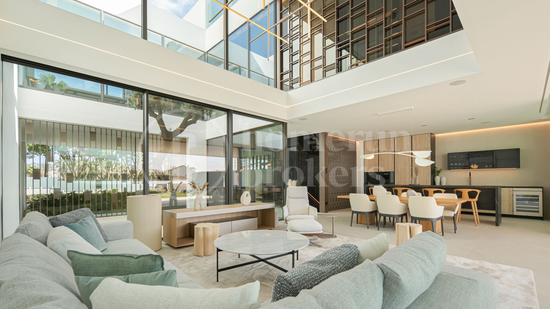 Villa Seven – Contemporary Villa in Puente Romano with Sea Views and Rooftop Pool