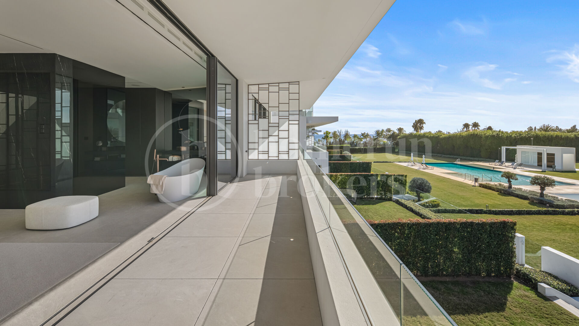Villa Seven – Contemporary Villa in Puente Romano with Sea Views and Rooftop Pool