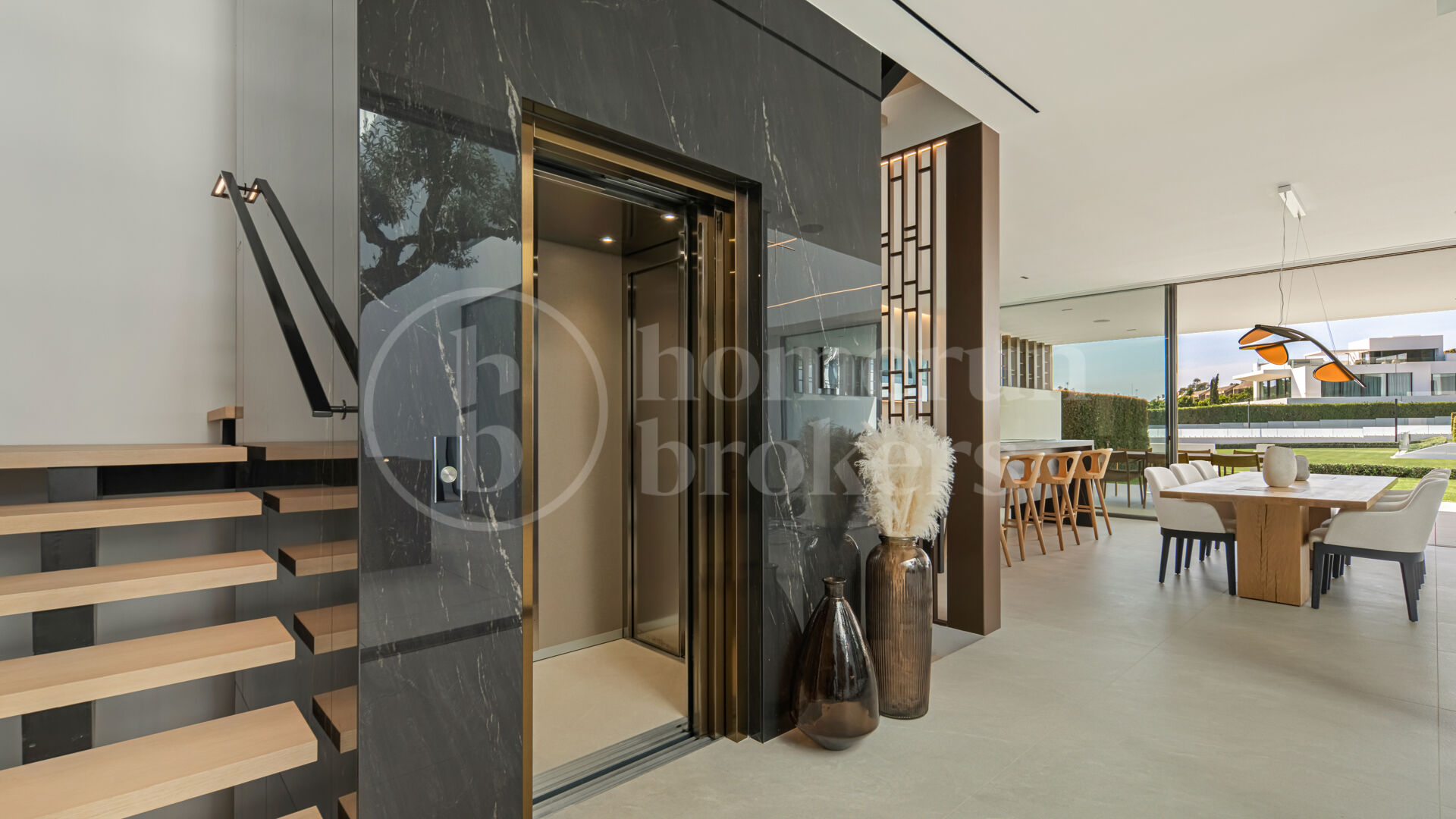 Villa Seven – Contemporary Villa in Puente Romano with Sea Views and Rooftop Pool