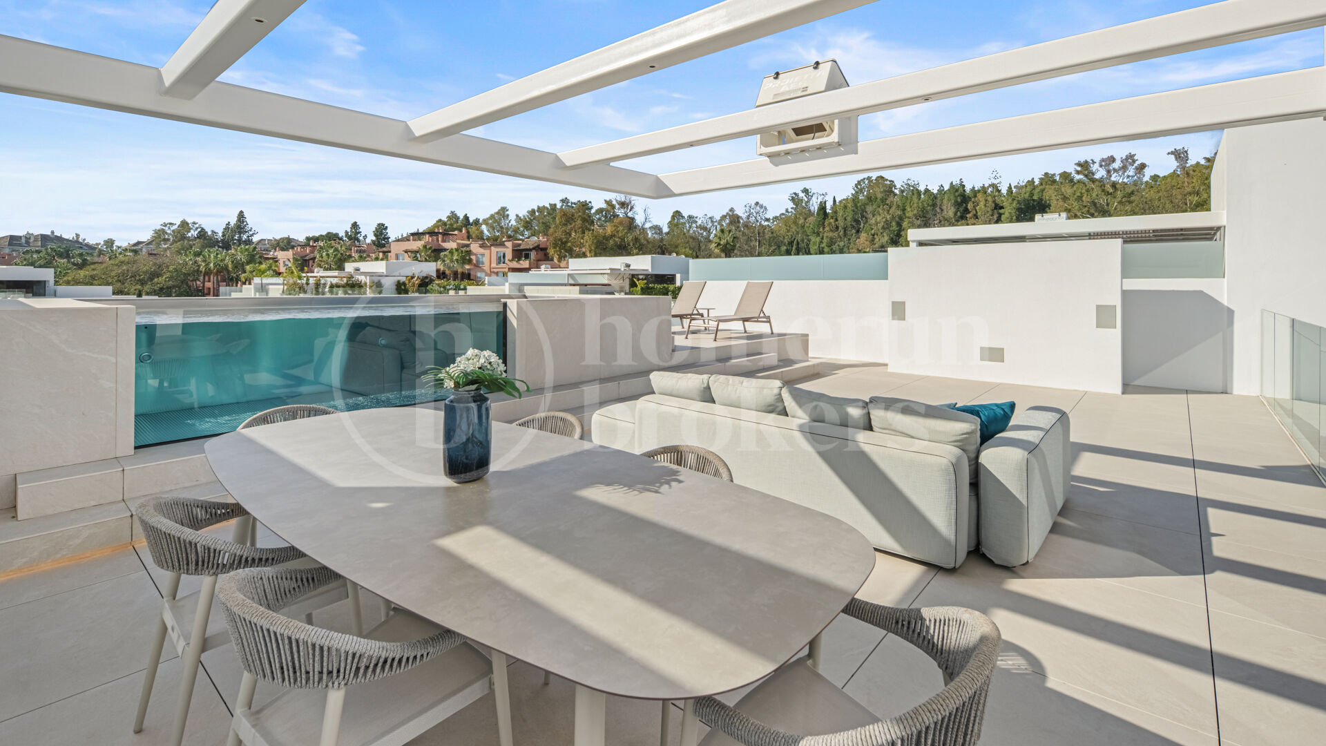 Villa Seven – Contemporary Villa in Puente Romano with Sea Views and Rooftop Pool
