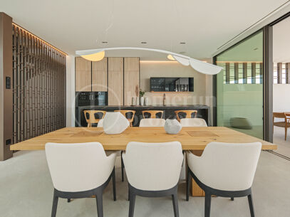 Villa Seven – Contemporary Villa in Puente Romano with Sea Views and Rooftop Pool