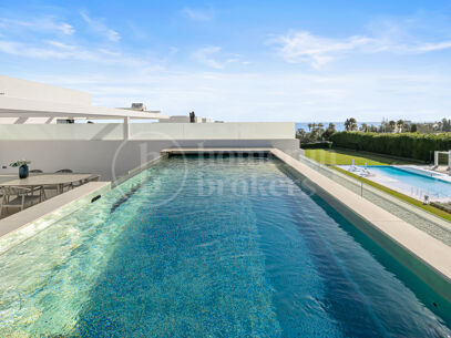 Villa Seven – Contemporary Villa in Puente Romano with Sea Views and Rooftop Pool