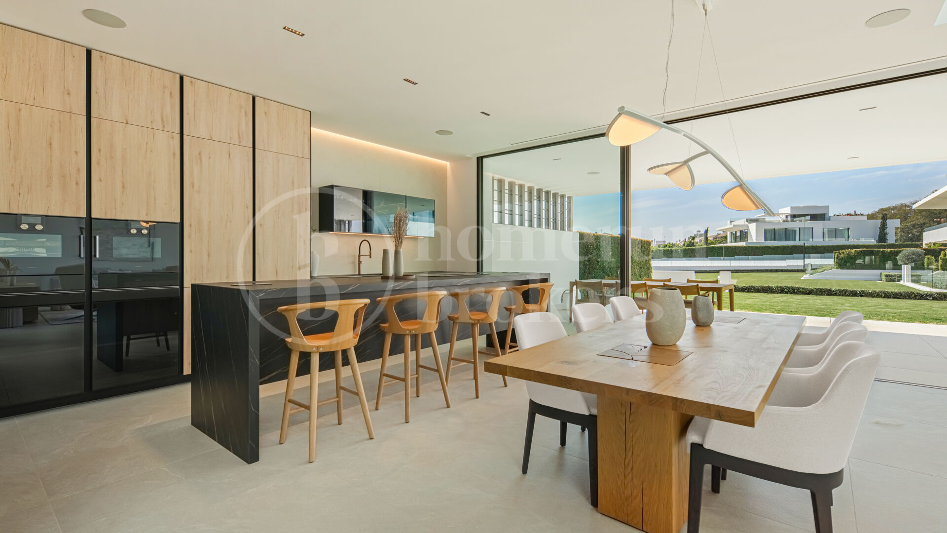 Villa Seven – Contemporary Villa in Puente Romano with Sea Views and Rooftop Pool