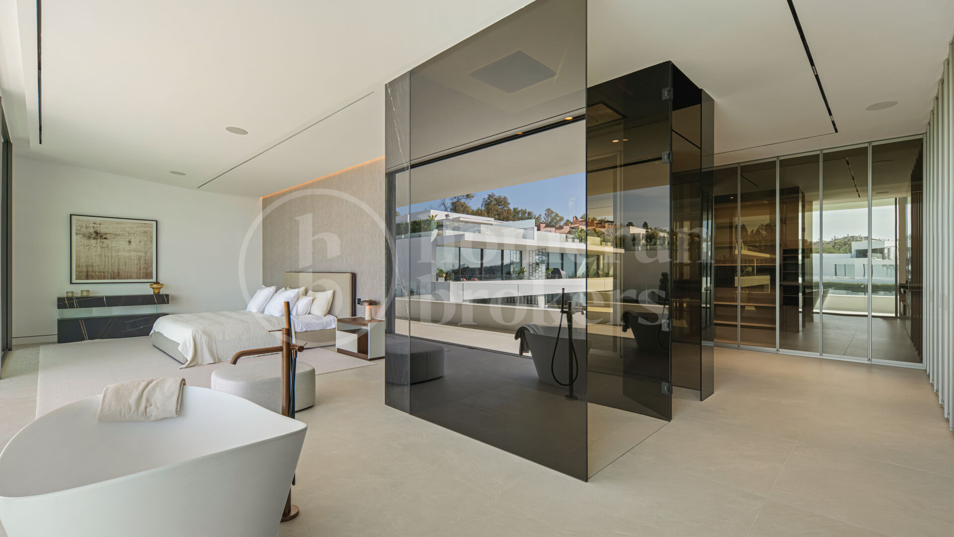 Villa Seven – Contemporary Villa in Puente Romano with Sea Views and Rooftop Pool