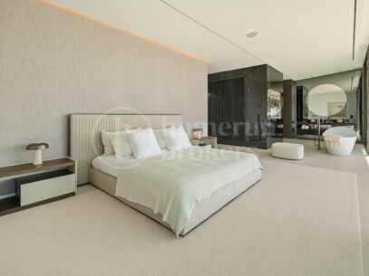 Villa Seven – Contemporary Villa in Puente Romano with Sea Views and Rooftop Pool