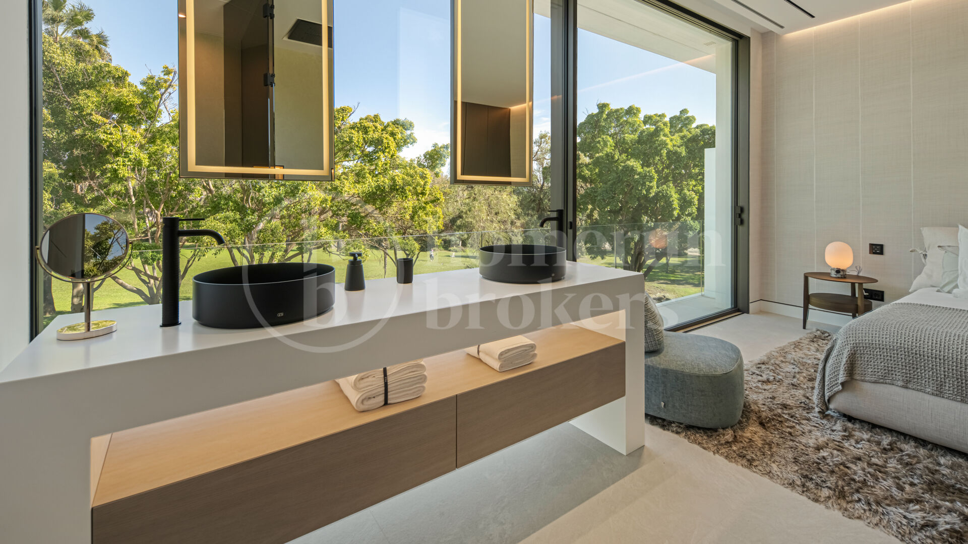 Villa Seven – Contemporary Villa in Puente Romano with Sea Views and Rooftop Pool