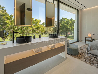 Villa Seven – Contemporary Villa in Puente Romano with Sea Views and Rooftop Pool