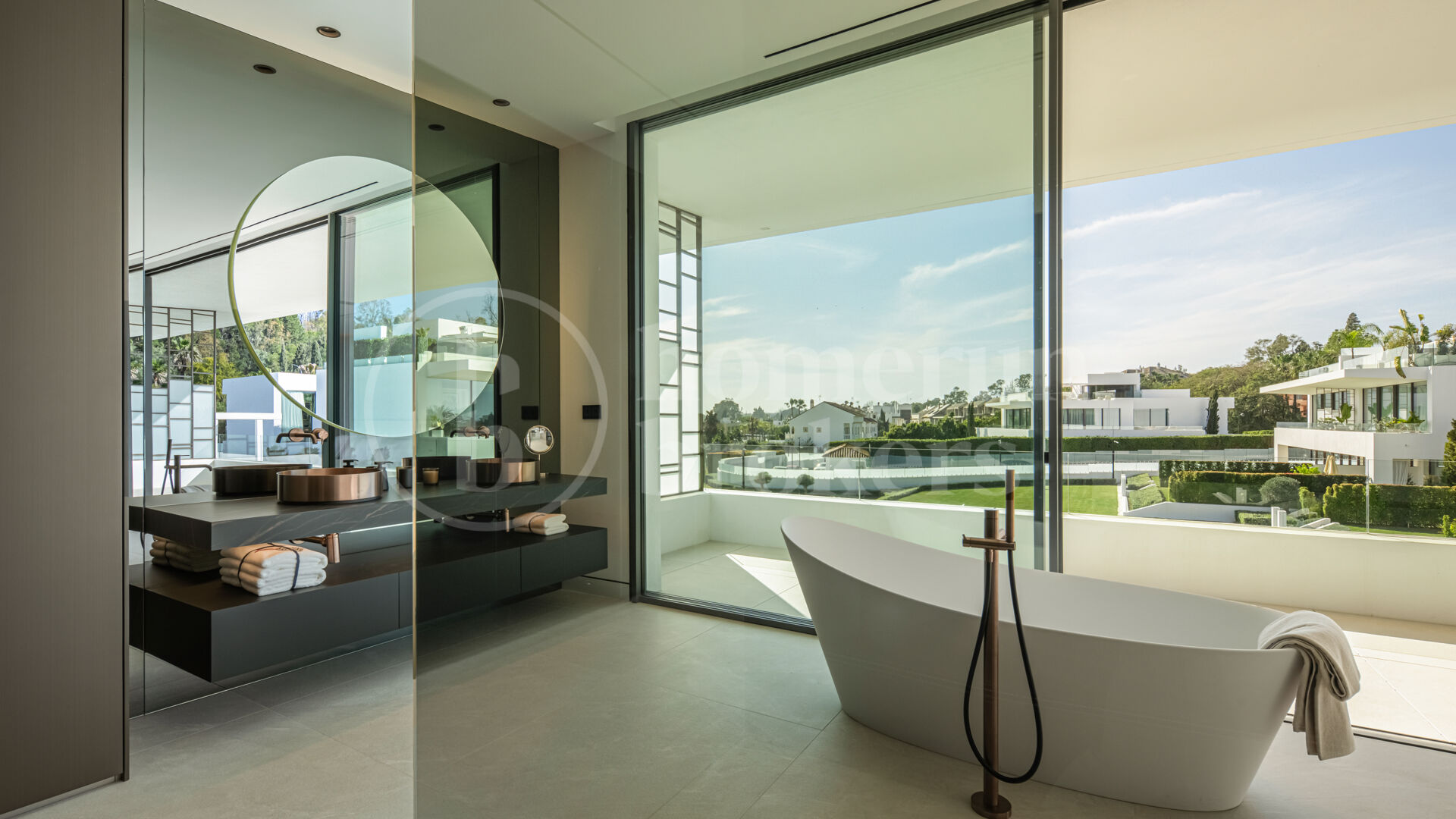 Villa Seven – Contemporary Villa in Puente Romano with Sea Views and Rooftop Pool