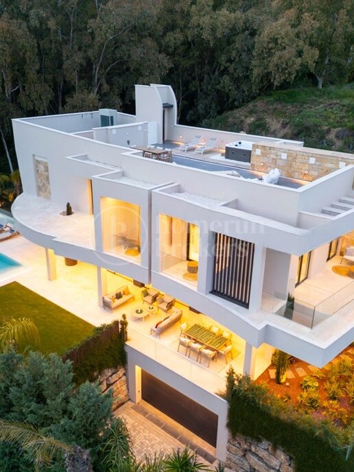 Villa Nara - Impressive Elegant New Home