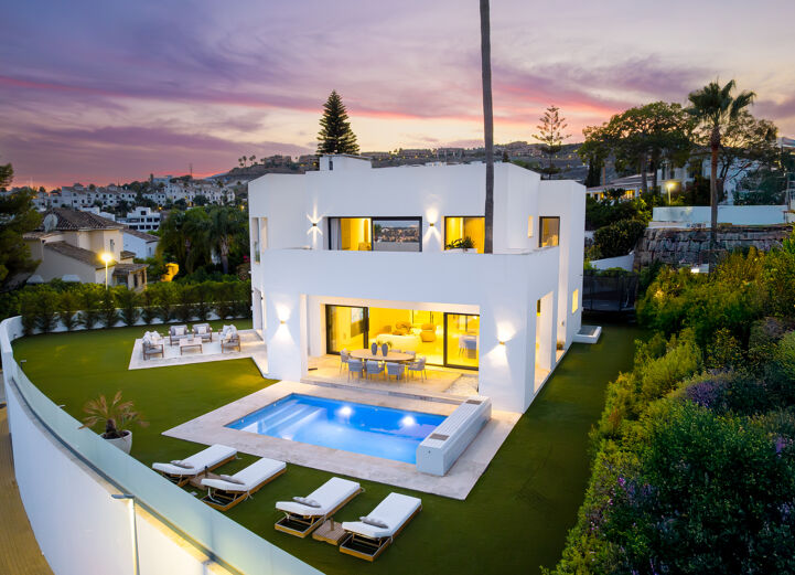 Luxury Villa For Sale In Atalaya Fairways