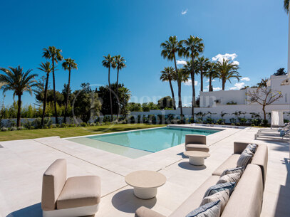 Villa Miura – Contemporary Villa on the New Golden Mile