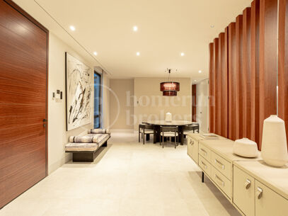 Villa Miura – Contemporary Villa on the New Golden Mile