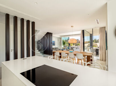 Villa Belfry - Modern Villa with Golf Views in El Campanario