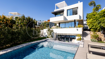 Villa Belfry - Modern Villa with Golf Views in El Campanario