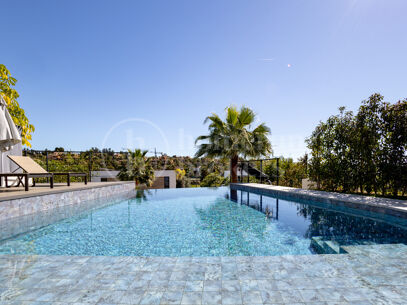 Villa Belfry - Modern Villa with Golf Views in El Campanario