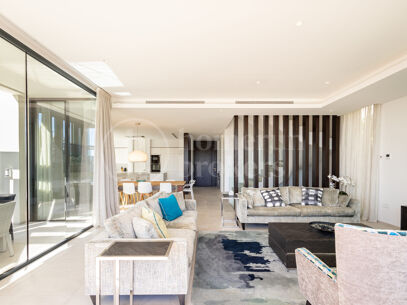 Villa Belfry - Modern Villa with Golf Views in El Campanario