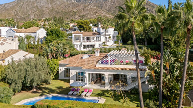 Villa Albioni 20 - Mediterranean Villa in Sierra Blanca