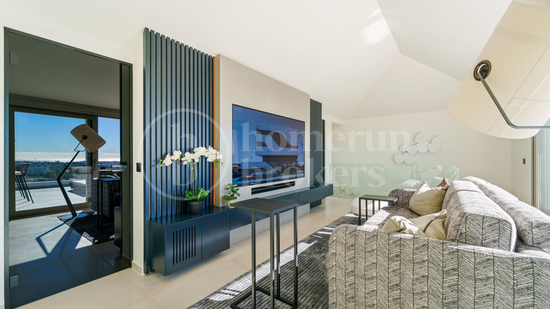 Penthouse Nine Lions - lyx Duplex Penthouse med havsutsikt