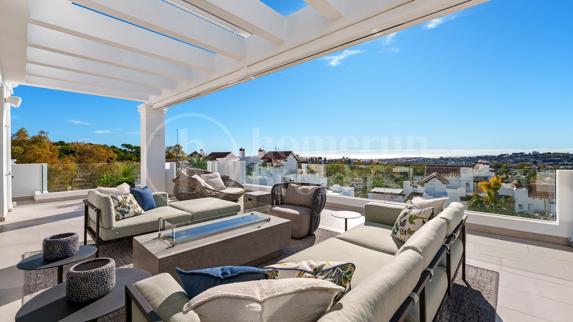Penthouse Nine Lions - lyx Duplex Penthouse med havsutsikt
