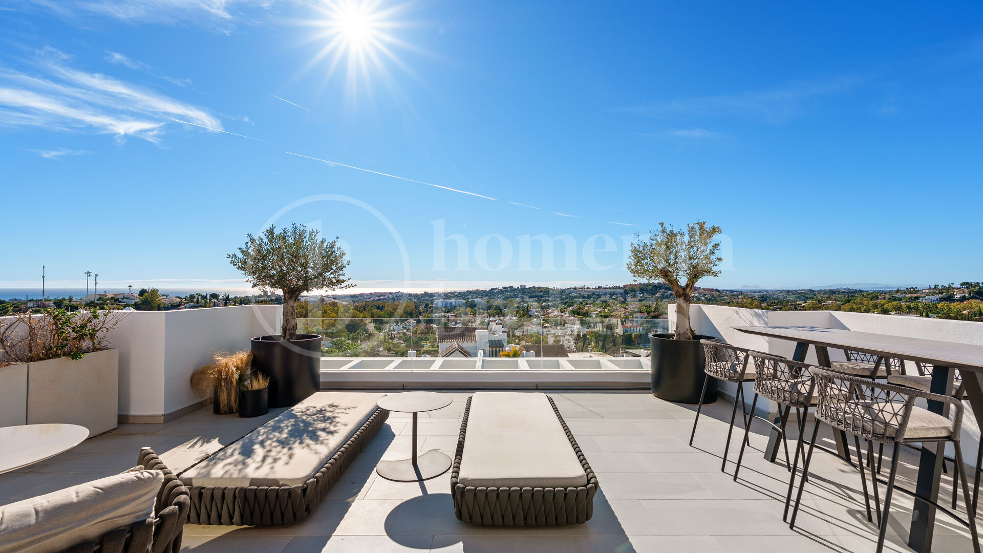 Penthouse Nine Lions - lyx Duplex Penthouse med havsutsikt