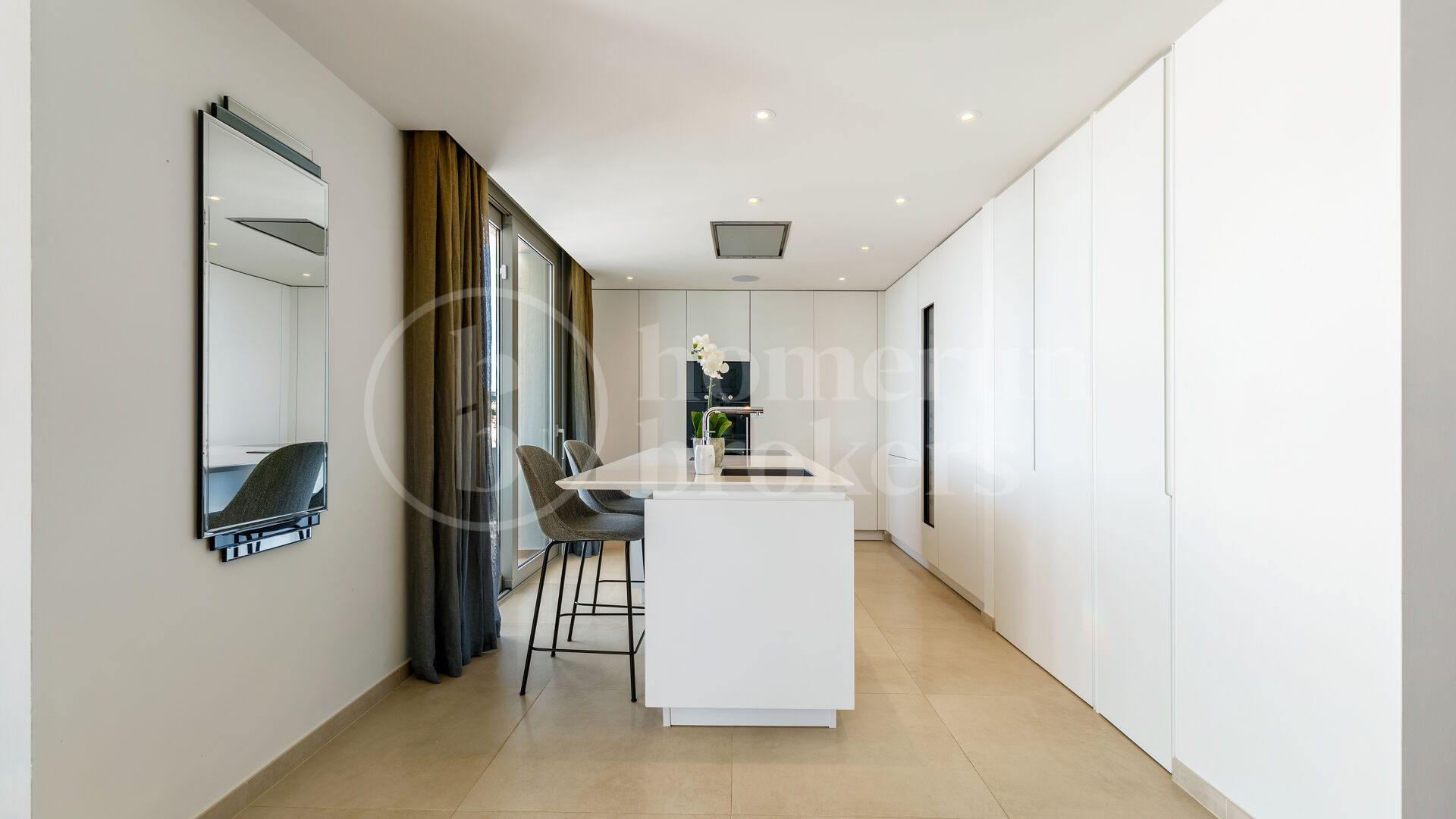 Penthouse Nine Lions - lyx Duplex Penthouse med havsutsikt